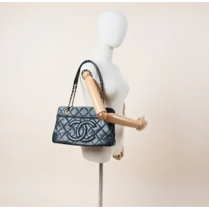 timeless cc shopper in black, caviar leather
